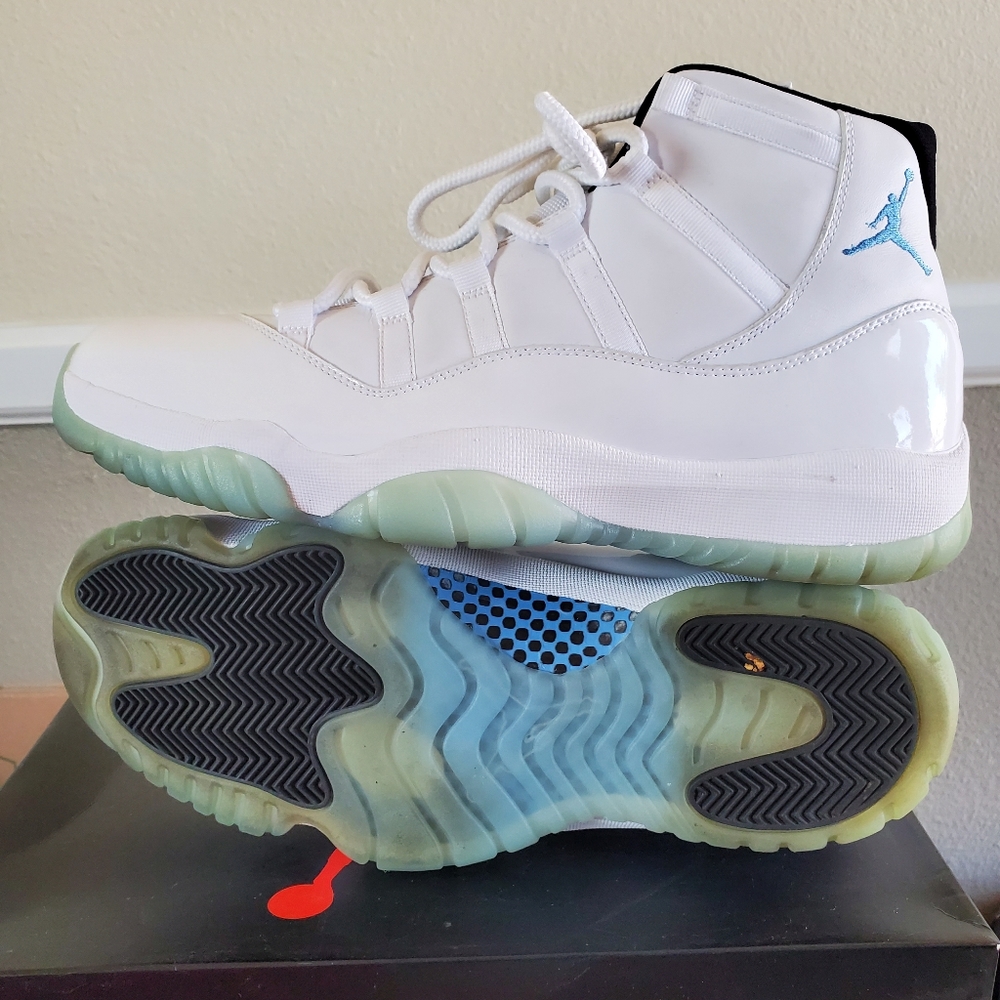 Air Jordan Retro 11